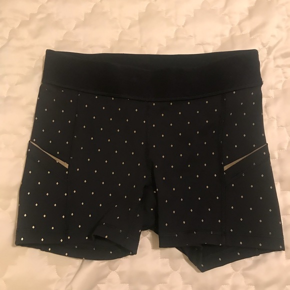 lulu biker shorts